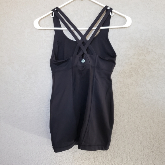 Lululemon sport tanknot padded - Picture 2 of 2